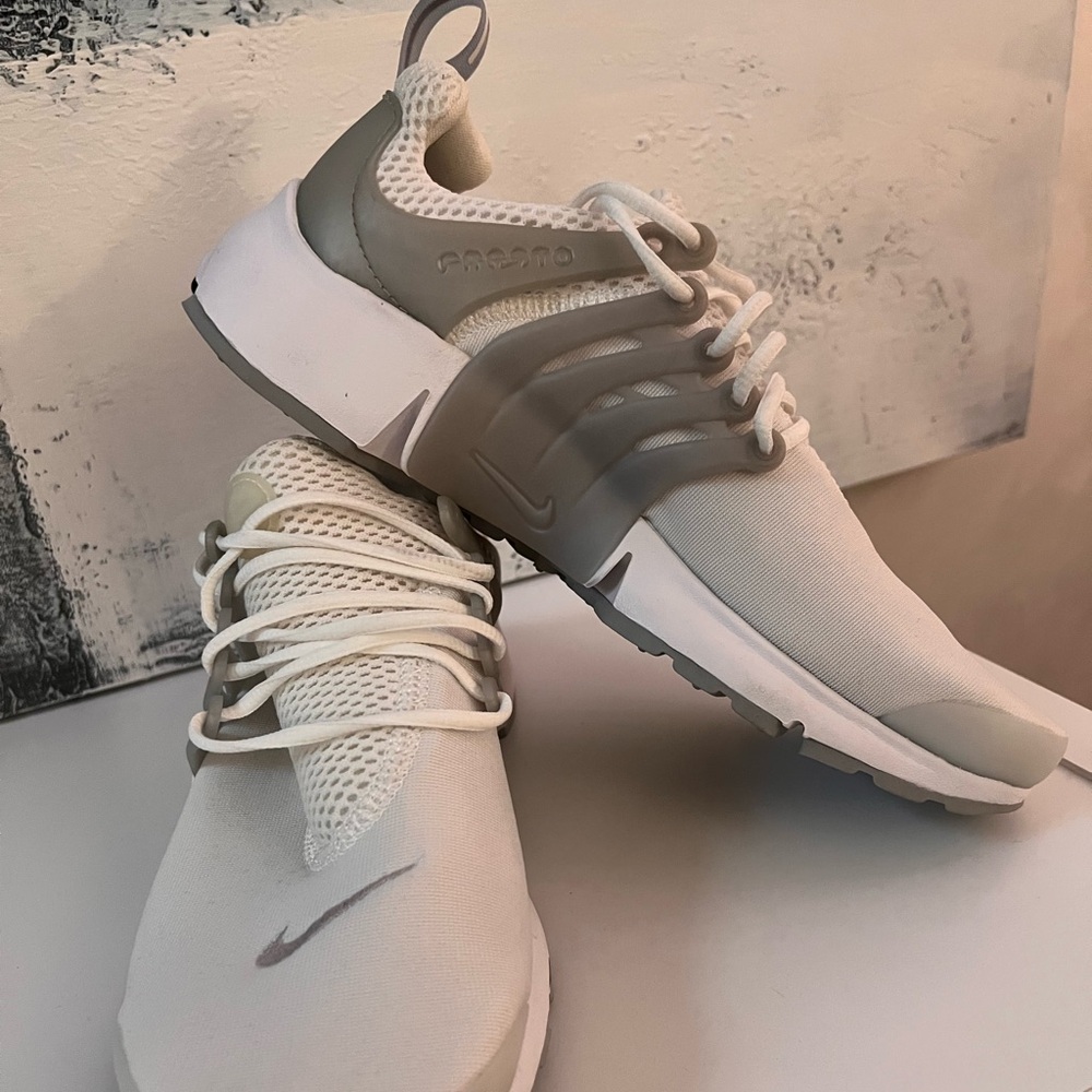 Nike Prestos